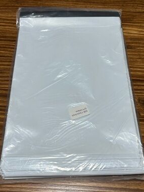 100 White Polys - 7.5” x 10.5”